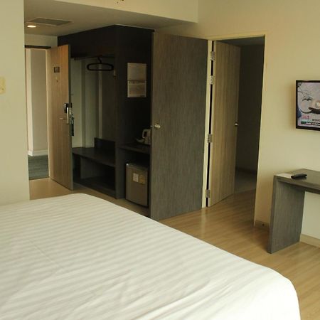 Leosor Hotel Nakhonratchasima Dış mekan fotoğraf
