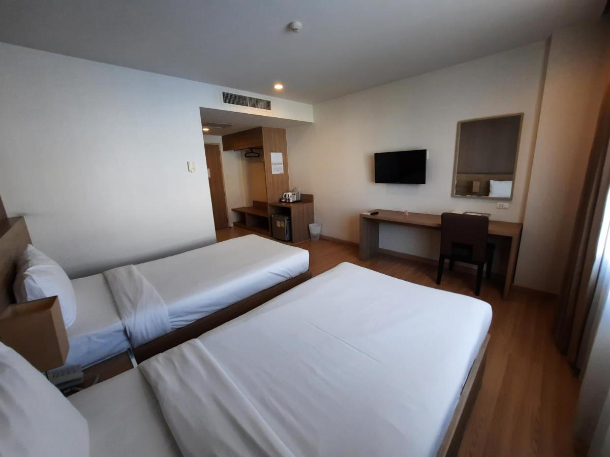 Leosor Hotel Nakhonratchasima Dış mekan fotoğraf