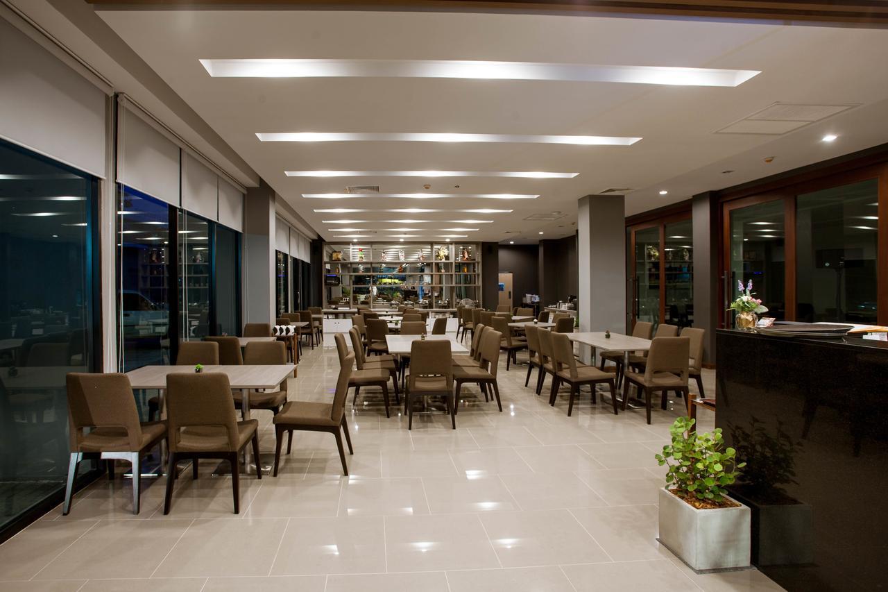 Leosor Hotel Nakhonratchasima Dış mekan fotoğraf