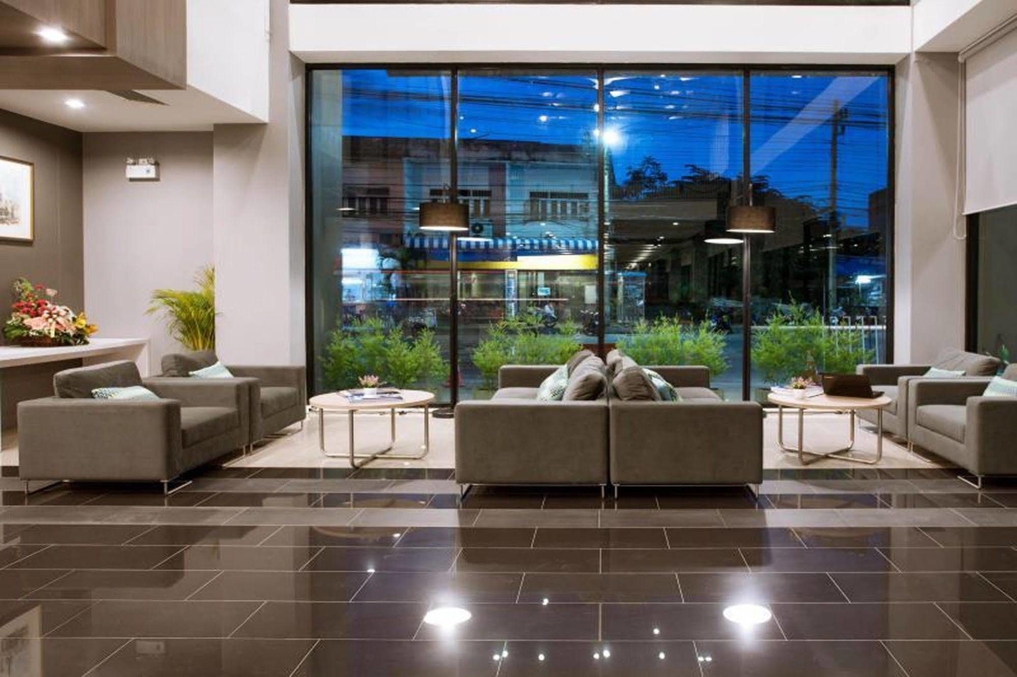 Leosor Hotel Nakhonratchasima Dış mekan fotoğraf
