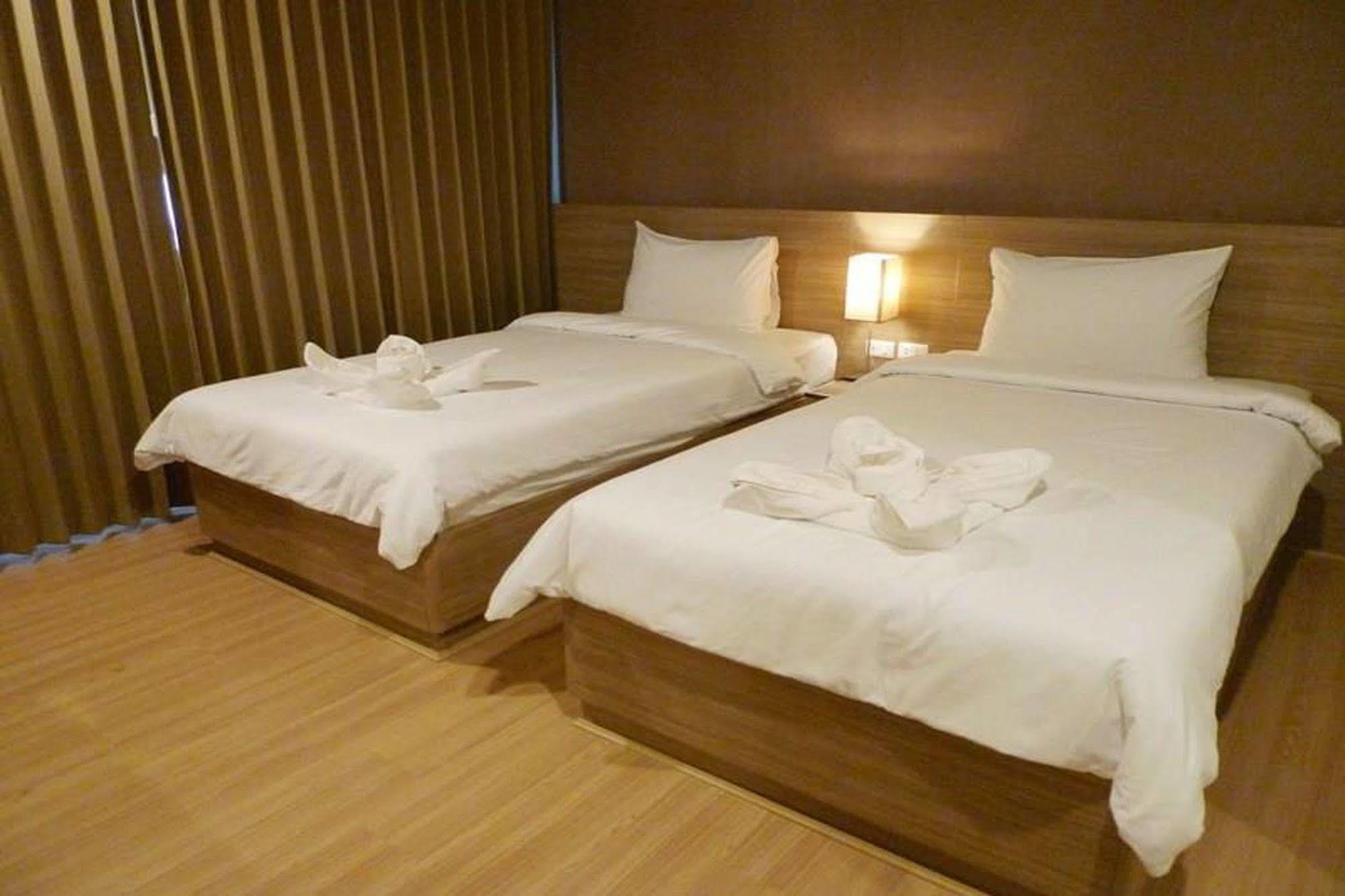 Leosor Hotel Nakhonratchasima Dış mekan fotoğraf