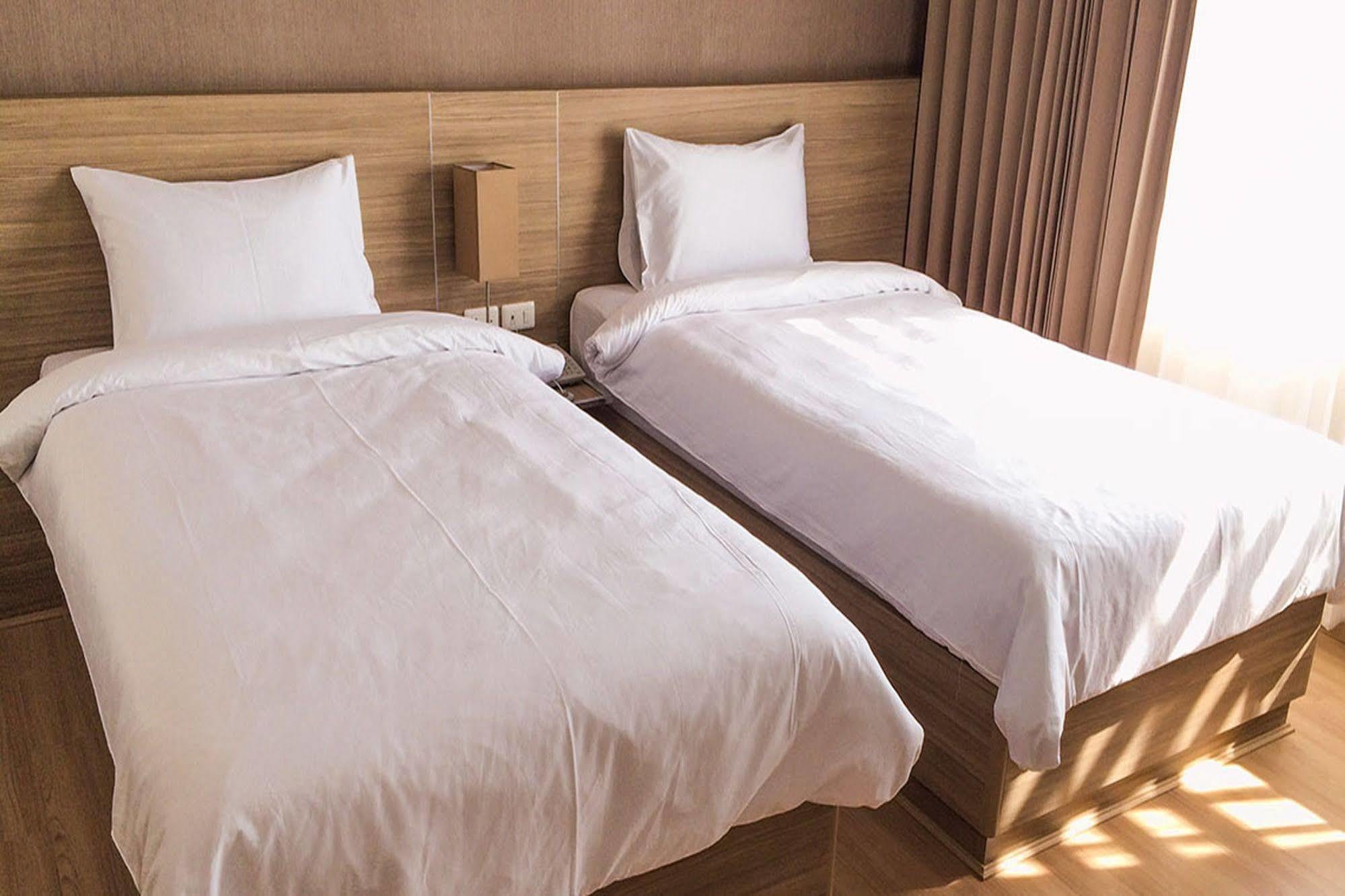Leosor Hotel Nakhonratchasima Dış mekan fotoğraf
